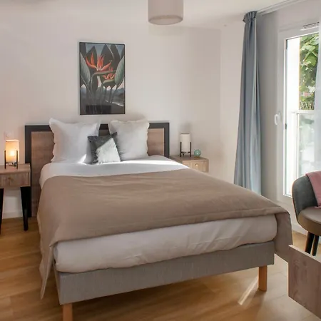 Aparthotel Domitys L'ellipse Paris